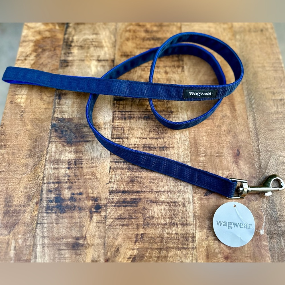 WAGWEAR | NWT Cordura Metro Dog Leash in Navy & Royal Blue 🐾